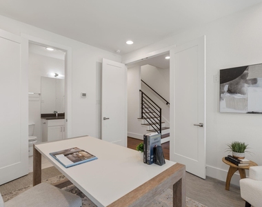 5713 Larkin Street - Photo Thumbnail 4