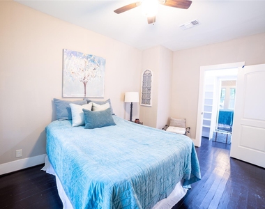420 N Live Oak Street - Photo Thumbnail 18
