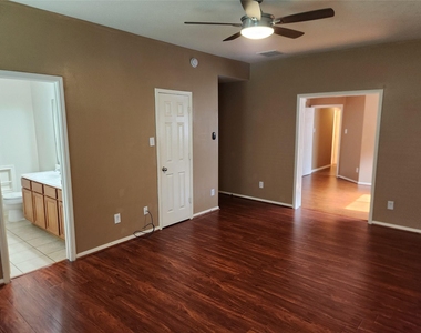 2 Signal Hill Drive - Photo Thumbnail 9