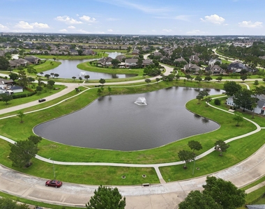 18823 Brighton Trail Lane - Photo Thumbnail 17