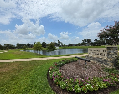 18823 Brighton Trail Lane - Photo Thumbnail 15