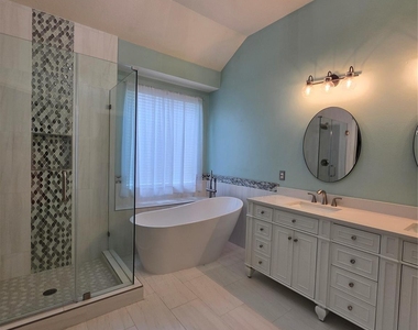 18823 Brighton Trail Lane - Photo Thumbnail 9