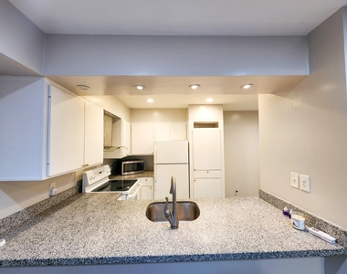 2575 Marilee Lane - Photo Thumbnail 6