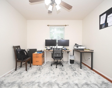 2110 Dolan Hills Ct - Photo Thumbnail 4