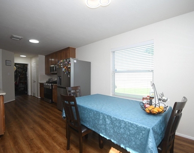 2110 Dolan Hills Ct - Photo Thumbnail 18