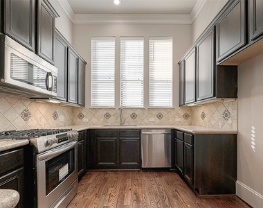 2634 Texas Street - Photo Thumbnail 25