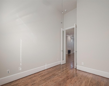 2634 Texas Street - Photo Thumbnail 14