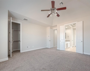 2634 Texas Street - Photo Thumbnail 35