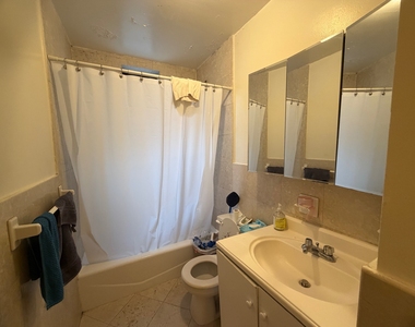 200 West 60th Street - Photo Thumbnail 10