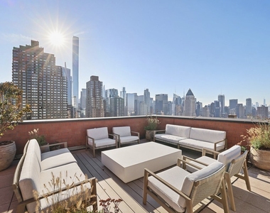 200 West 60th Street - Photo Thumbnail 19