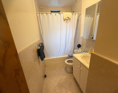 200 West 60th Street - Photo Thumbnail 13