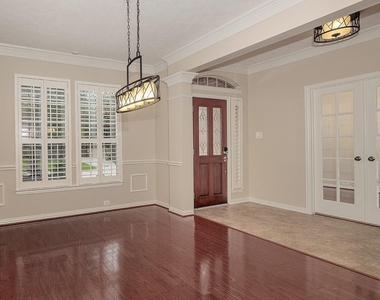 79 French Oaks - Photo Thumbnail 4
