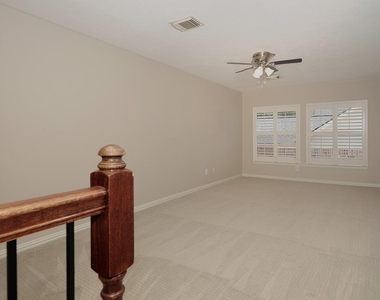 79 French Oaks - Photo Thumbnail 18