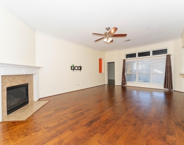 2947 Red Oak Leaf Trail - Photo Thumbnail 4