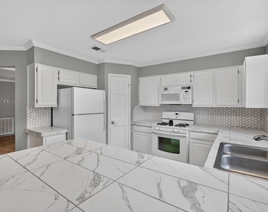 8318 Hot Springs Drive - Photo Thumbnail 13
