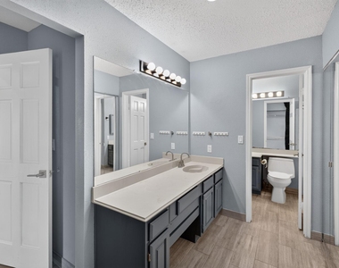 8318 Hot Springs Drive - Photo Thumbnail 20