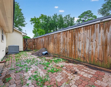 10419 Appleridge Drive - Photo Thumbnail 37