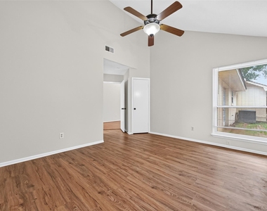 10419 Appleridge Drive - Photo Thumbnail 24