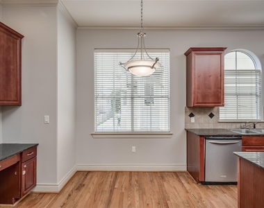 315 Sandman Street - Photo Thumbnail 30