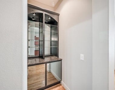 315 Sandman Street - Photo Thumbnail 37