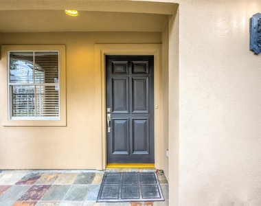 315 Sandman Street - Photo Thumbnail 6
