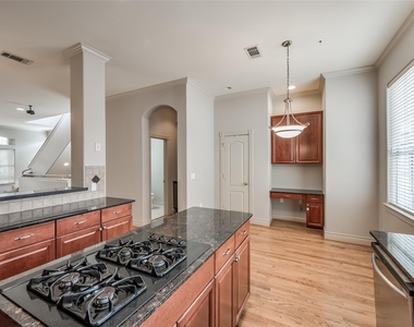 315 Sandman Street - Photo Thumbnail 35