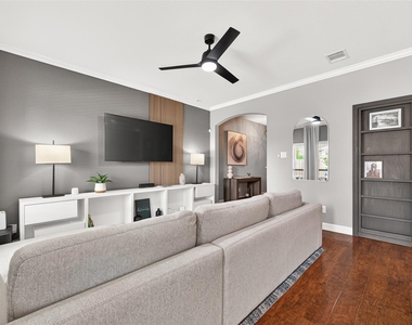 6639 Sharpstone Creek Lane - Photo Thumbnail 13