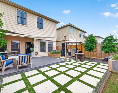 6639 Sharpstone Creek Lane - Photo Thumbnail 1