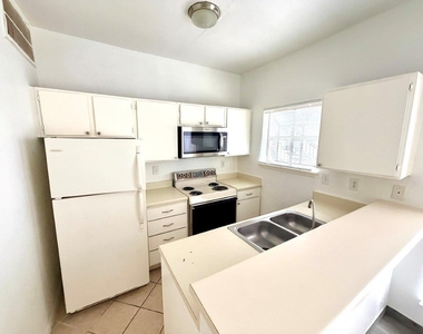 7901 Cambridge Street - Photo Thumbnail 2