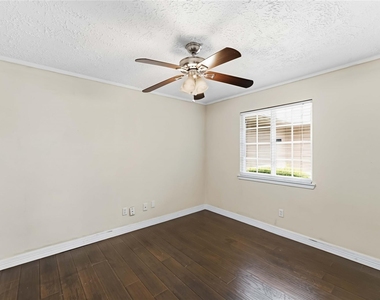 3415 Honey Creek Drive - Photo Thumbnail 19
