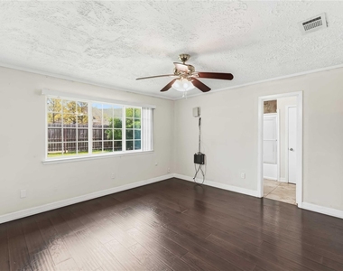 3415 Honey Creek Drive - Photo Thumbnail 14