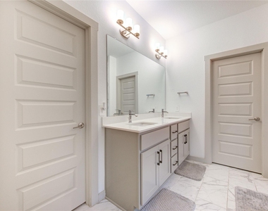 3306 Black Gore Creek Drive - Photo Thumbnail 26