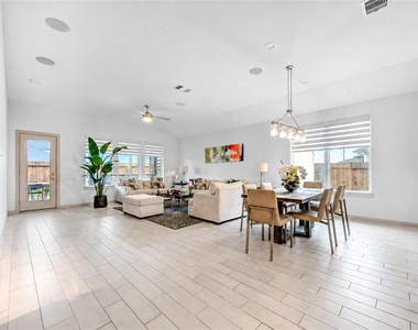 3306 Black Gore Creek Drive - Photo Thumbnail 21