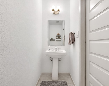 3306 Black Gore Creek Drive - Photo Thumbnail 14
