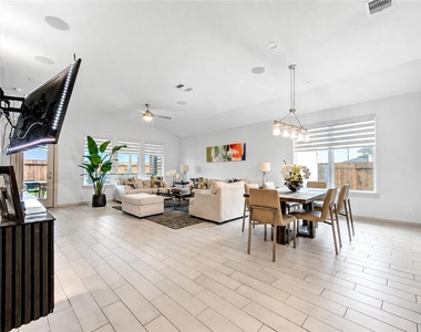 3306 Black Gore Creek Drive - Photo Thumbnail 20