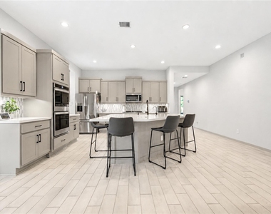 3306 Black Gore Creek Drive - Photo Thumbnail 19