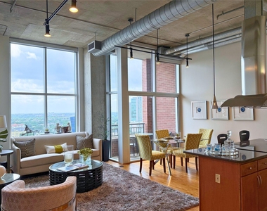 4899 Montrose Boulevard - Photo Thumbnail 3