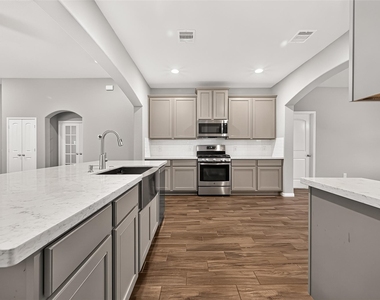 14122 Sunrise Arbor Lane - Photo Thumbnail 16