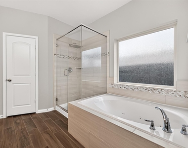 14122 Sunrise Arbor Lane - Photo Thumbnail 32