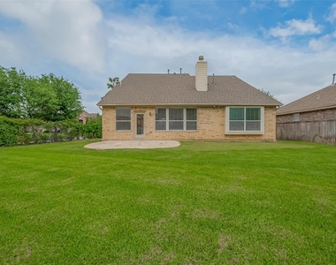 15 Wenoah Place - Photo Thumbnail 39