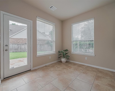15 Wenoah Place - Photo Thumbnail 11