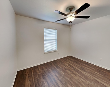 21447 Hannover Grove Lane - Photo Thumbnail 19