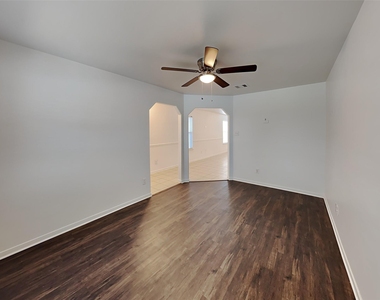 21447 Hannover Grove Lane - Photo Thumbnail 9