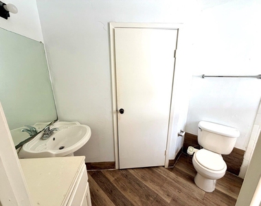 7901 Cambridge Street - Photo Thumbnail 3