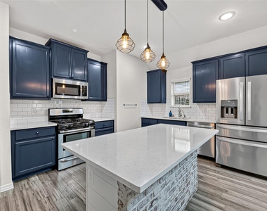 4631 Stolz Trail - Photo Thumbnail 37