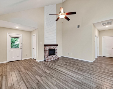 4631 Stolz Trail - Photo Thumbnail 20