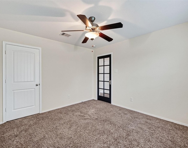 4631 Stolz Trail - Photo Thumbnail 29