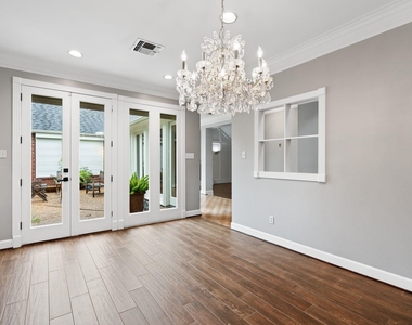 230 Lakeside Boulevard - Photo Thumbnail 9