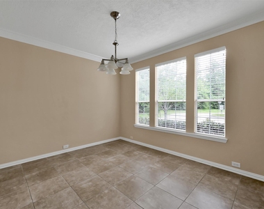 79 Chipwyck Way - Photo Thumbnail 4