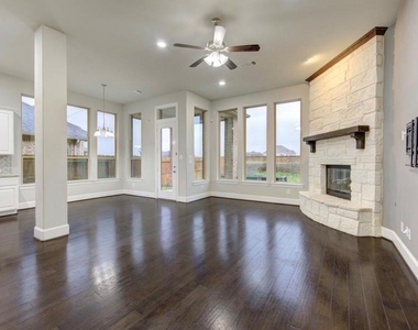 29419 Wood Lily Dr - Photo Thumbnail 23